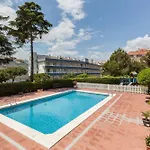 Fada Lloret アパート